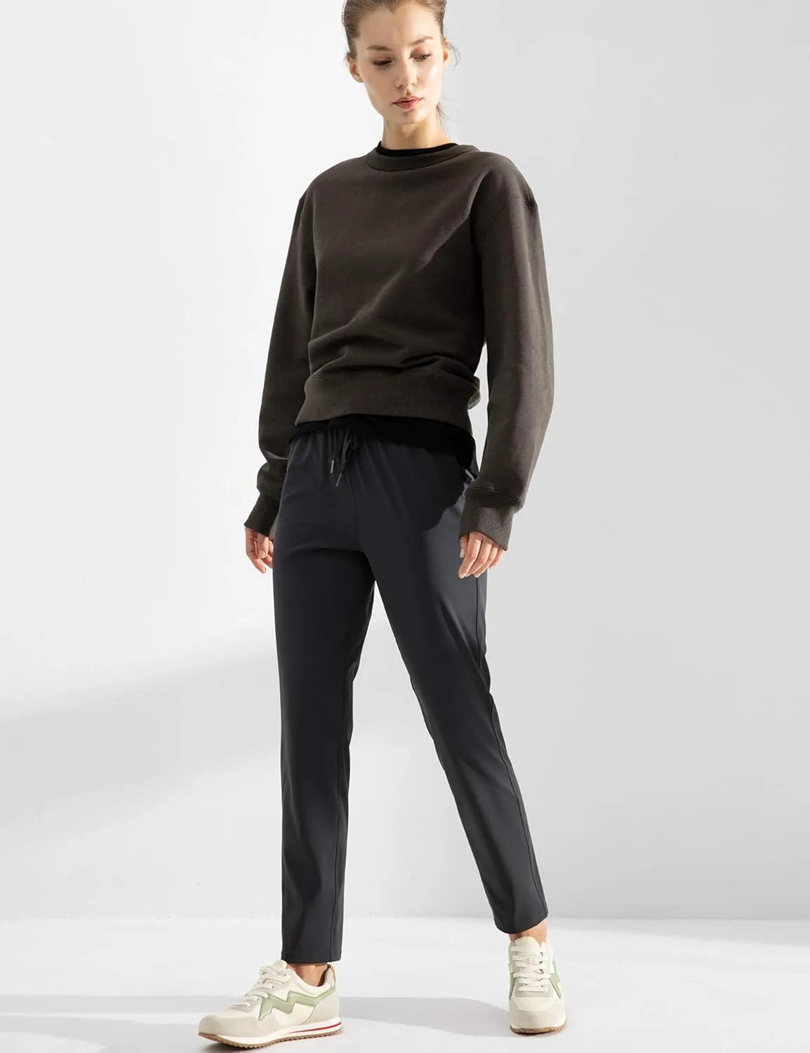AJISAI Petite/Regular Women's 7/8 Joggers Travel Pants with Pockets Lounge Casual Stretch Workout Pants