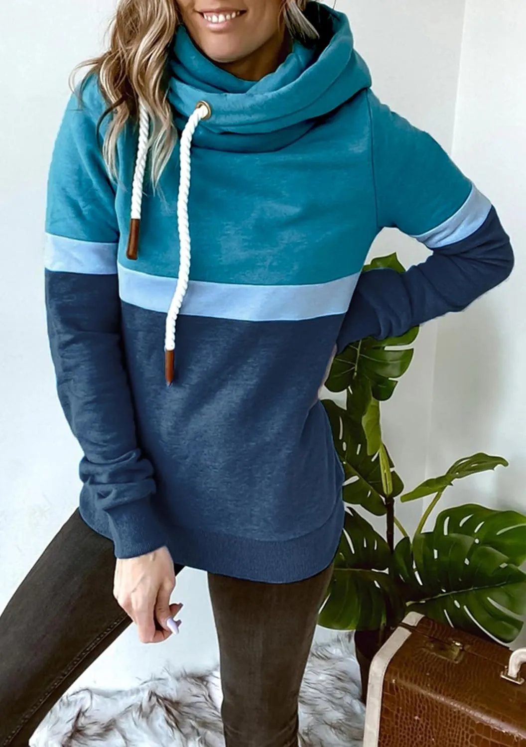 FLITAY Womens Long Sleeve Casual Drawstring Hoodie Color Block Cowl Neck Pullover Graphic Printed Sweatshirt