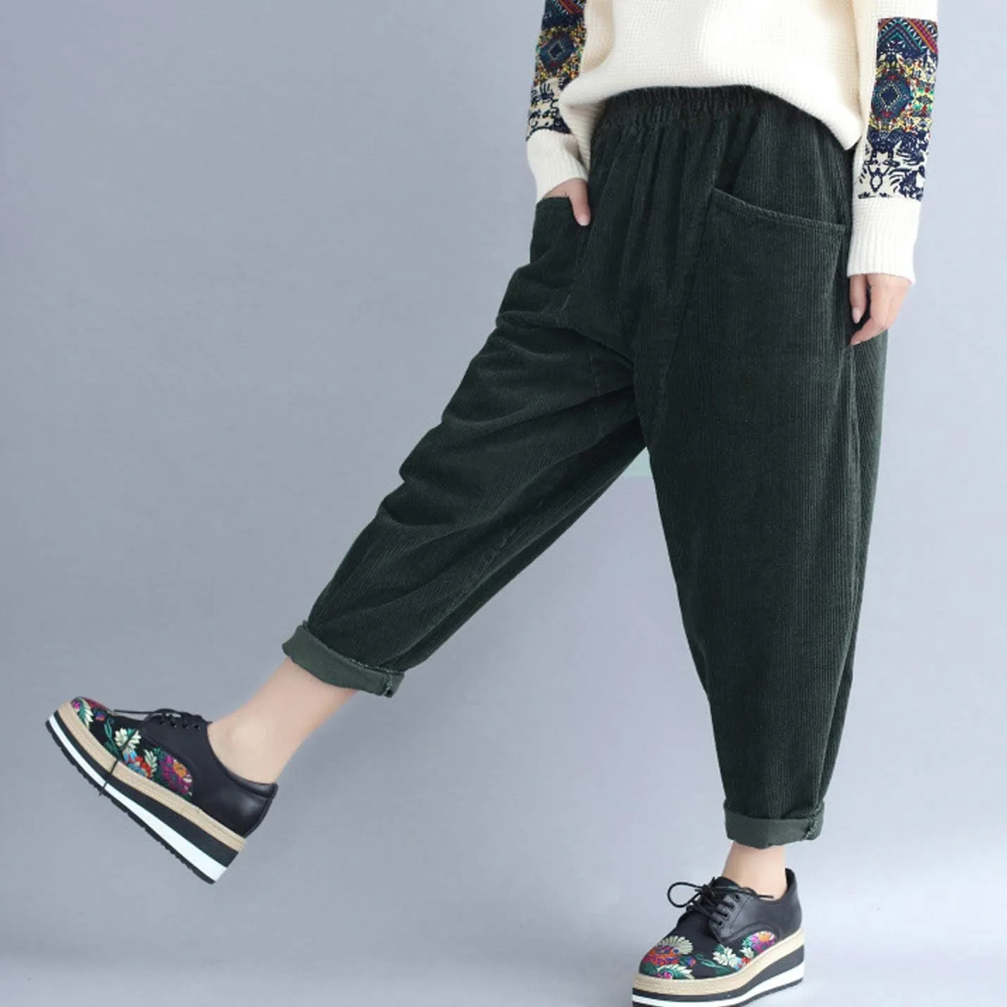Flygo Women's Casual Baggy Elactic Waist Thick Corduroy Cropped Harem Pants Trousers