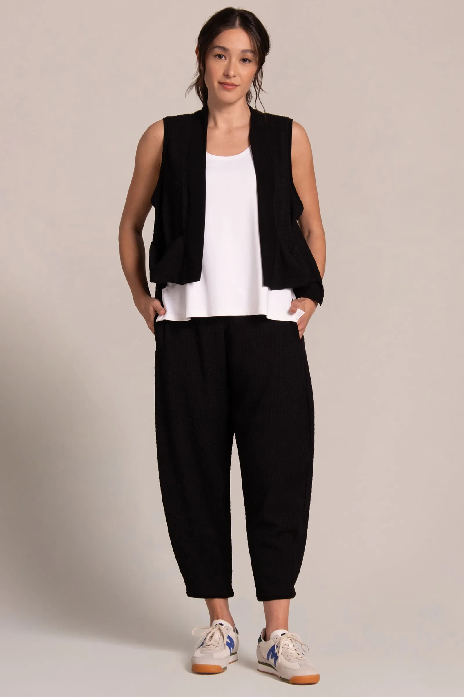 Popcorn Waffle Cropped Core Vest | Black