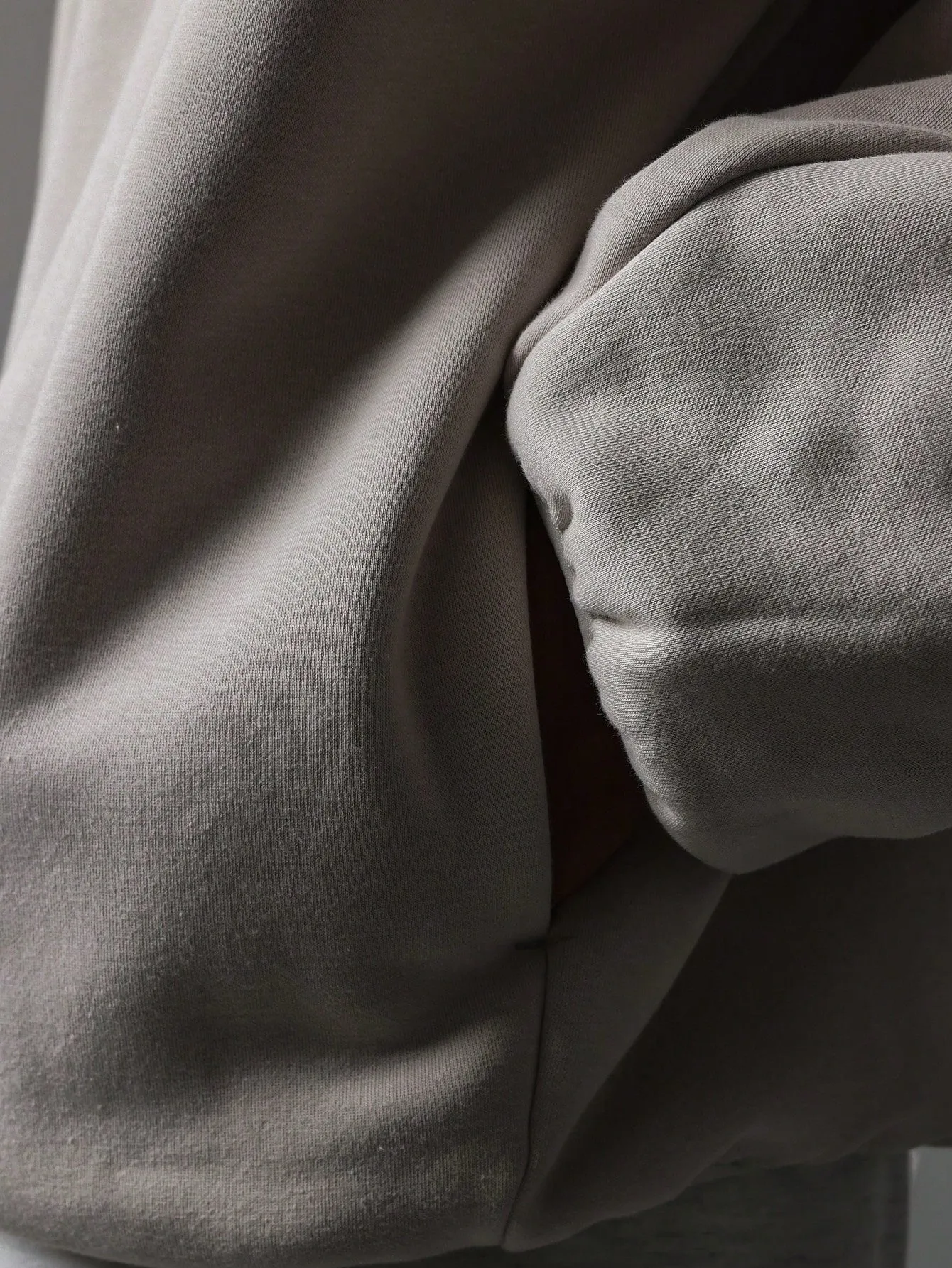 Regular Fit Super Premium Heavyweight Essential Sweatshirt