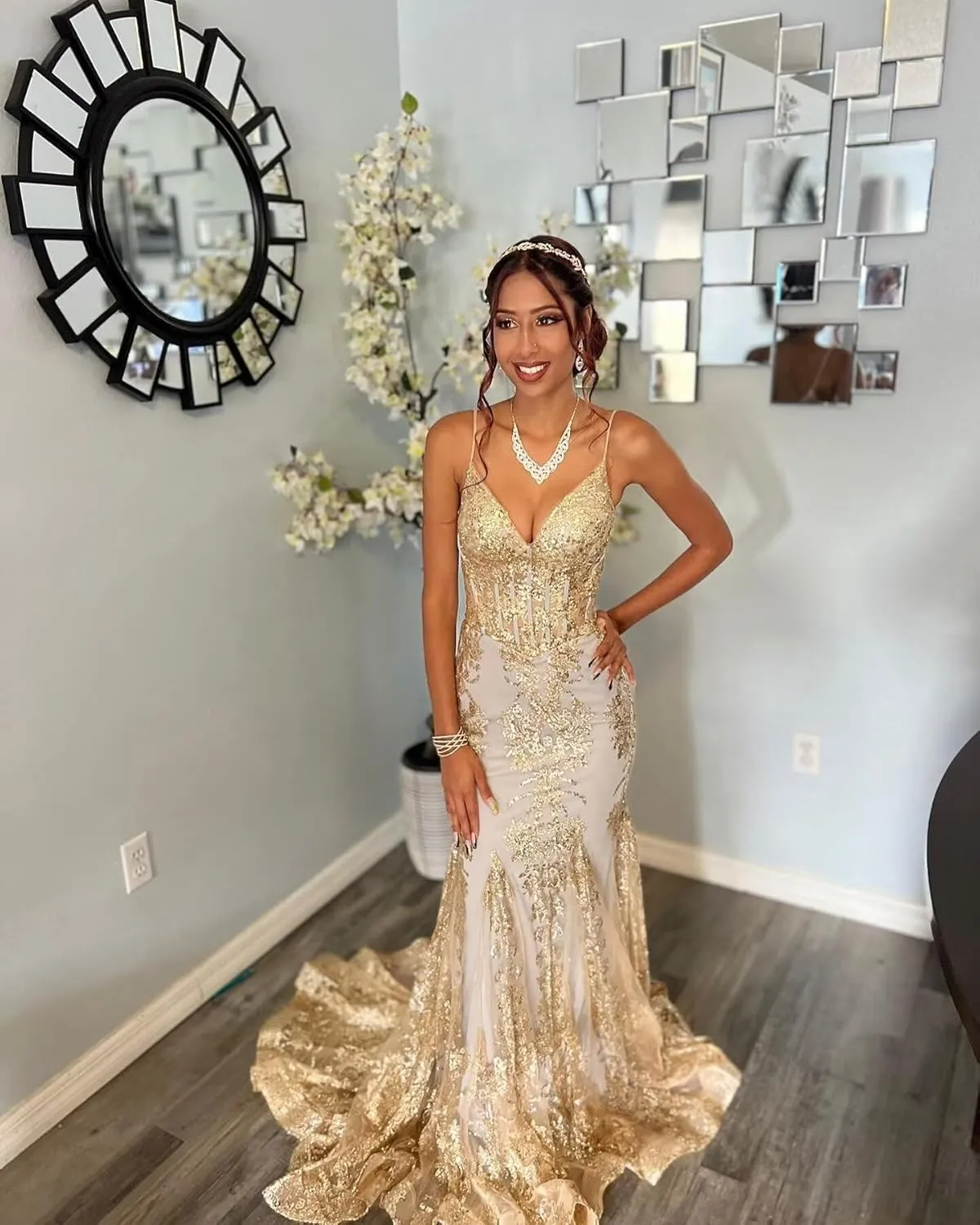 Sparkly Sequin Mermaid Prom Dress for Women 2025 Lace Applique Formal Evening Dresses V Neck Straps Backless Party Gowns P36