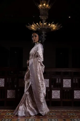 Surkh Surur' Ret Jaal Zari Pure Silk Benarasi Handloon Sari